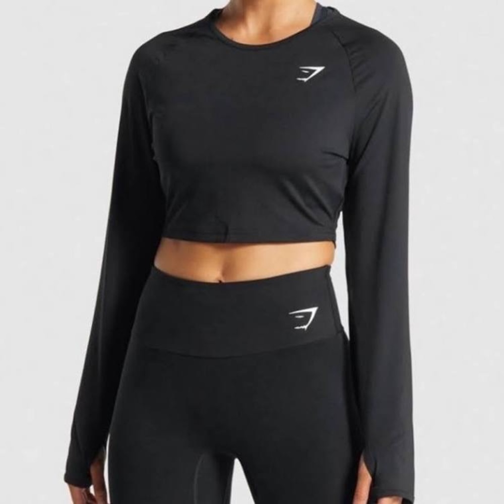 BLACK GYMSHARK TRAINING LONG SLEEVE